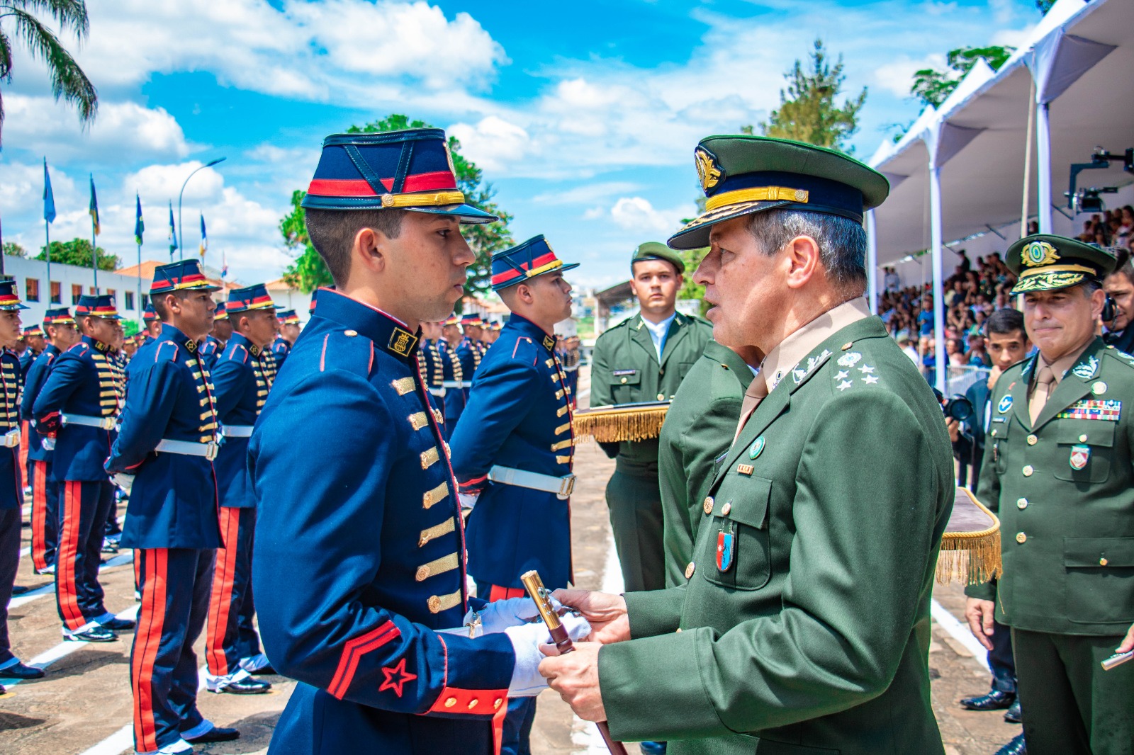Concurso Exército EsPCEx 2022 abre inscrições para 440 vagas de cadetes –  Wllana Dantas